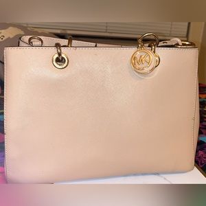 Cynthia Oyster MD Satchel Leather